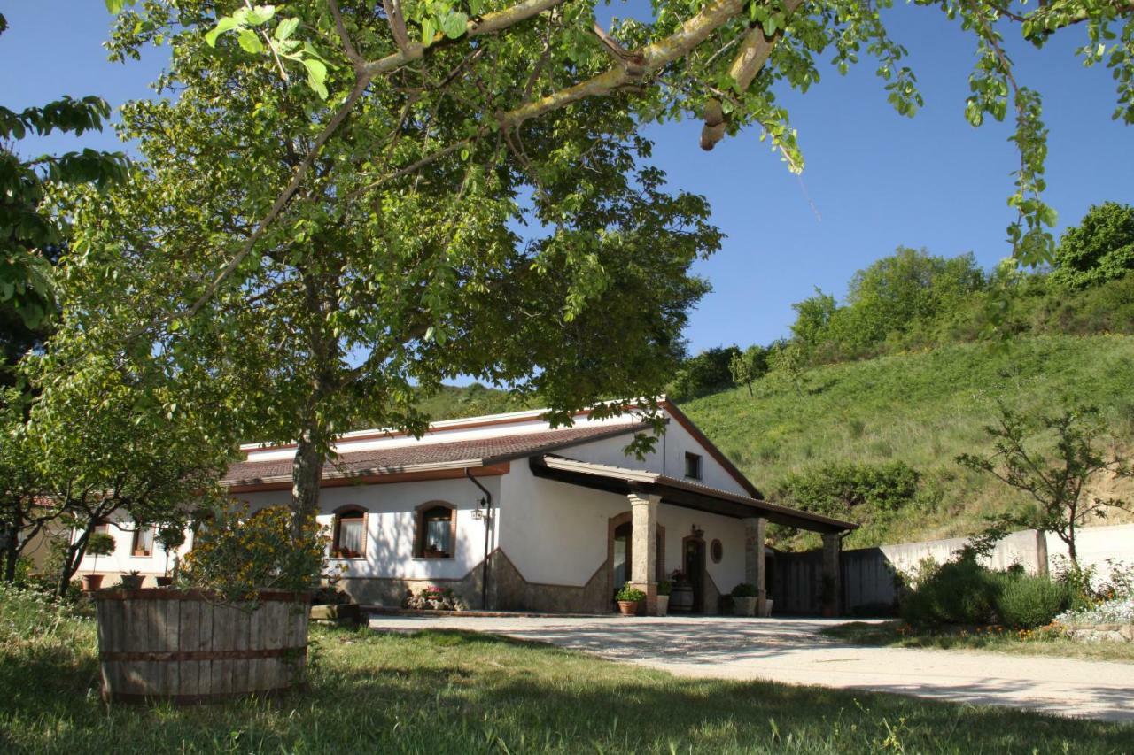 Agriturismo Il Regio Tratturo Villa Baselice Bagian luar foto